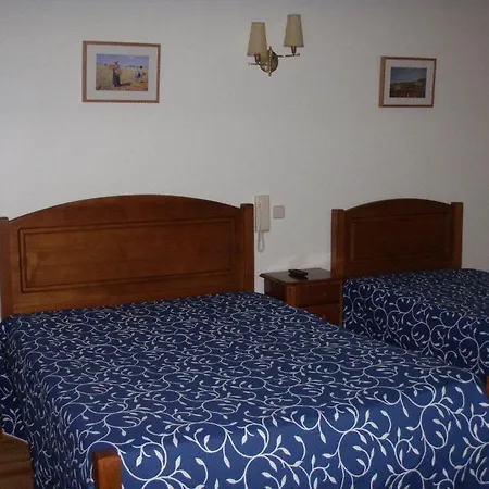 Alianca Ξενοδοχείο *